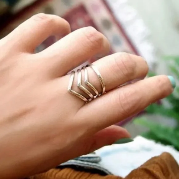 925 Sterling Silver Adjustable Triple Chevron Thumb/Index/POWAH WonderWo… - Picture 15 of 15